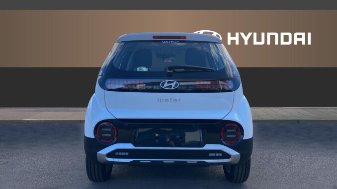 Hyundai INSTER 85kW 01 49kWh 5dr Auto Electric Hatchback - Image 6
